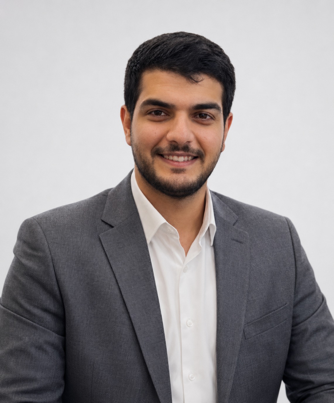 المحامي طارق محمد الفرجات